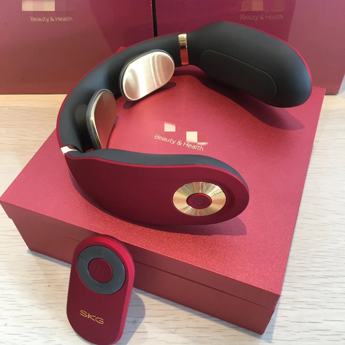 Red Comfort Neck Massager Pro
